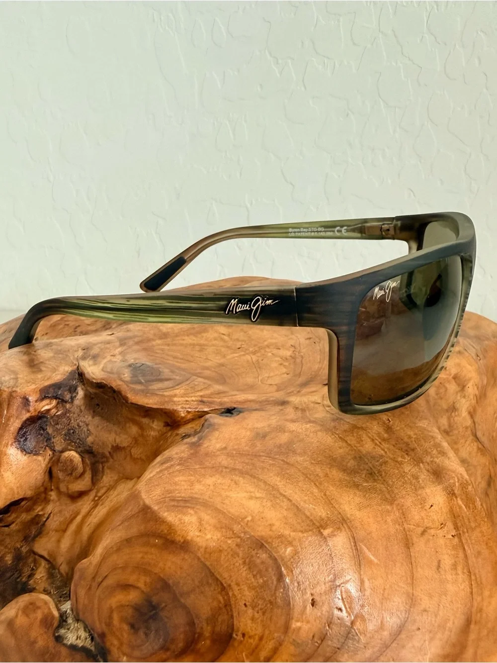 MAUI JIM BYRON BAY MJ 746-15MR MATTE GREEN STRIPE HT POLARIZED SUNGLASSES
